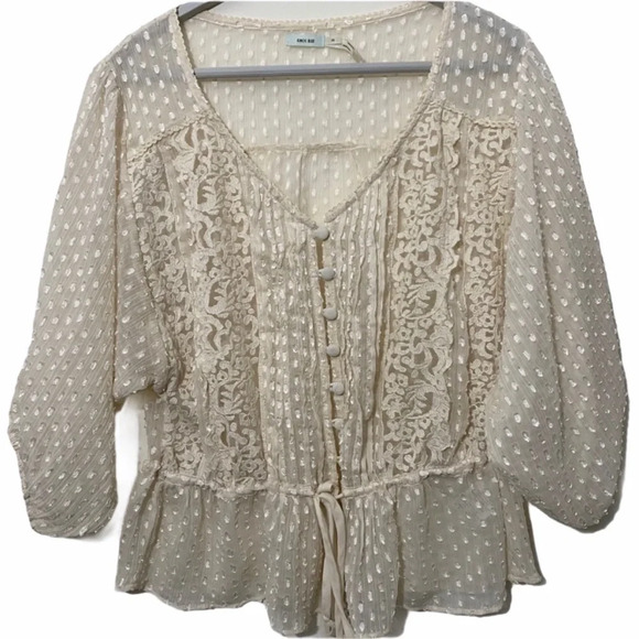 Kimchi Blue Urban Outfitters women’s 3/4 sleeve boho lace blouse - Picture 1 of 10